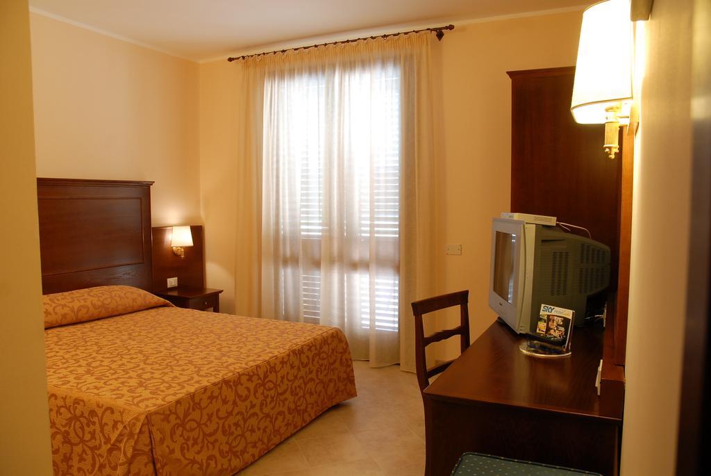 Hotel Villa Mokarta Salemi الغرفة الصورة
